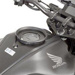 BRIDA DEPOSITO PARA BOLSA GIVI TANKLOCK HONDA CB 300 R 2018-2020