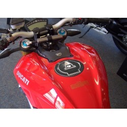 3D ADHESIVE CARBON TANK CAP PROTECTION DUCATI STREETFIGHTER