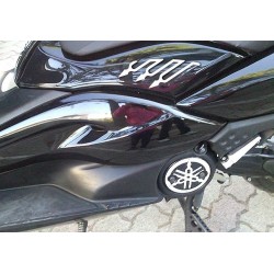 ADESIVI 3D PROTEZIONI LATERALI SOTTOSELLA YAMAHA T-MAX 500 2008-2011 NERO ROSSO