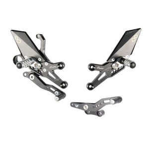 LIGHTECH EINSTELLBARE HINTERE SETS MIT FESTEN FUSSRESTS HONDA CBR 1000 RR 2008-2019 (NORMAL/INVERTIERT)