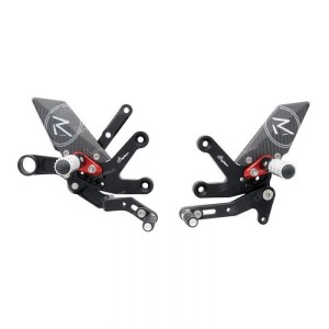 LIGHTECH R-VERSION EINSTELLBARE HINTERE SETS MIT GELENKTEN FUSSRESTS SUZUKI GSX-S 1000 2015-2020 (NORMAL/INVERTIERT)
