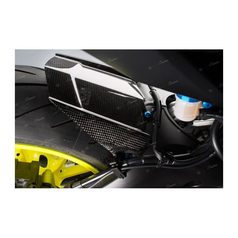 GUARDABARROS TRASERO EN CARBONO YAMAHA MT-09 2013-2020