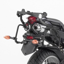 ADAPTADOR POSTERIOR GIVI PARA MALETA MONOKEY/MONOLOCK YAMAHA FZ6 S2/FAZER S2 2007-2014