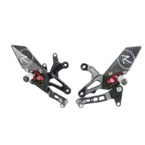 LIGHTECH R-VERSION EINSTELLBARE HINTERE SETS MIT GELEGELTEN FUSSRÜSTEN KAWASAKI ZX-6RR 2005-2006