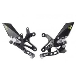 JUEGOS TRASEROS REGULABLES LIGHTECH CON REPOSAPIÉS FIJOS KAWASAKI ZX-6RR 2005-2006 (CAJA DE CAMBIOS DE MARCHA ATRÁS)