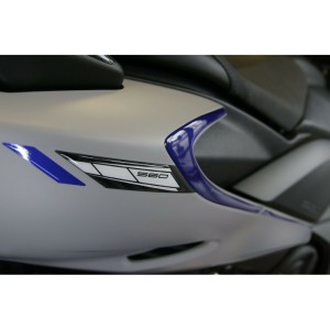 ADESIVI 3D PROTEZIONE SPIGOLI CODONE YAMAHA T-MAX 560 2020-2021, CARBONIO/BLU METAL