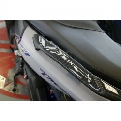 3D STICKERS PASSENGER HANDLE PROTECTION YAMAHA T-MAX 560 2020-2021, SILVER CARBON