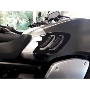 3D STICKER TANK AND SIDE PROTECTION KIT HONDA CB 1000 R 2021-2025