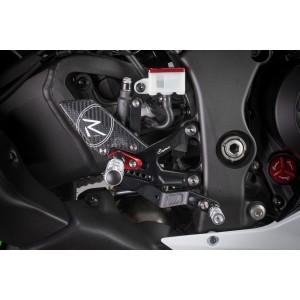 JUEGOS TRASEROS REGULABLES LIGHTECH R-VERSION CON REPOSAPIÉS ARTICULADOS KAWASAKI ZX-10R 2016-2020 (NORMAL/INVERTIDA)