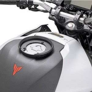 BRIDA DEPOSITO PARA BOLSA GIVI TANKLOCK YAMAHA MT-03 2022-2024