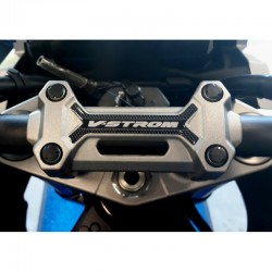 ADESIVO 3D PROTEZIONE PIASTRA STERZO SUZUKI V-STROM 1050 2020-2022