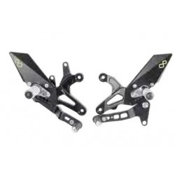 JUEGOS TRASEROS REGULABLES LIGHTECH CON REPOSAPIÉS ARTICULADOS KAWASAKI ZX-6R 636 2024-2025