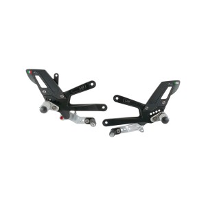 PEDANE ARRETRATE REGOLABILI LIGHTECH CON POGGIAPIEDI FISSI DUCATI PANIGALE V4 2025 (STANDARD/ROVESCIATO)