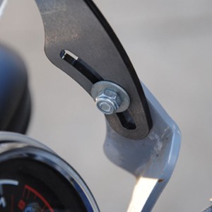 ISOTTA MEDIUM WINDSCREEN WITH VARIABLE ANGLE PROTECTION BMW R 1150 R 2001-2005, TRANSPARENT