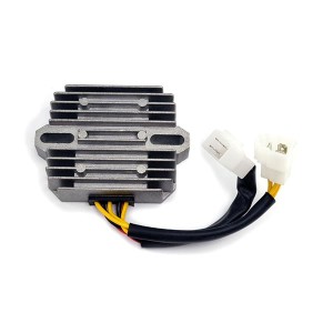 VOLTAGE REGULATOR TRIUMPH DAYTONA 675 2009-2012
