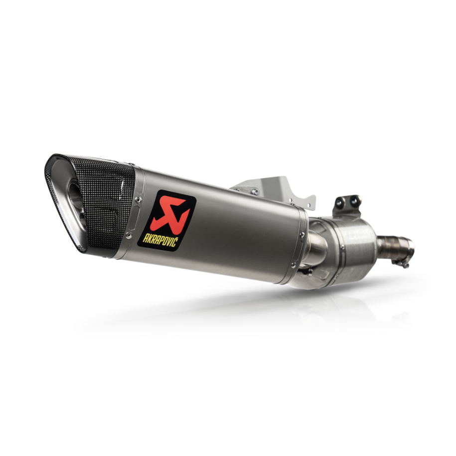 AKRAPOVIC SLIP-ON LINE EXHAUST BMW F 900 XR 2025 (EURO 5+), TITANIUM BLACK/CARBON, APPROVED