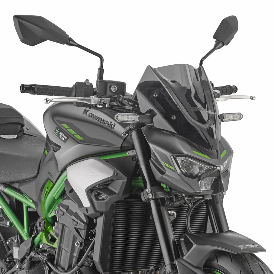 GIVI WINDSCREEN KAWASAKI Z 900 2025, RAUCHEN, MIT MONTAGESATZ