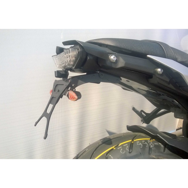 PORTAMATRÍCULA YAMAHA MT-10 2016-2020, CON INCLINACIÓN AJUSTABLE