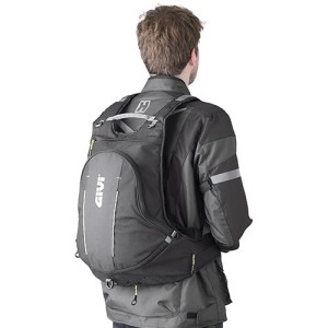 ZAINO CON PORTACASCO ESTRAIBILE GIVI, 22 LITRI