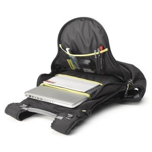 ZAINO CON PORTACASCO ESTRAIBILE GIVI, 22 LITRI