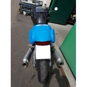 CUBRE ASIENTO UNIVERSAL CAFE RACER CON PLACA NUMERO